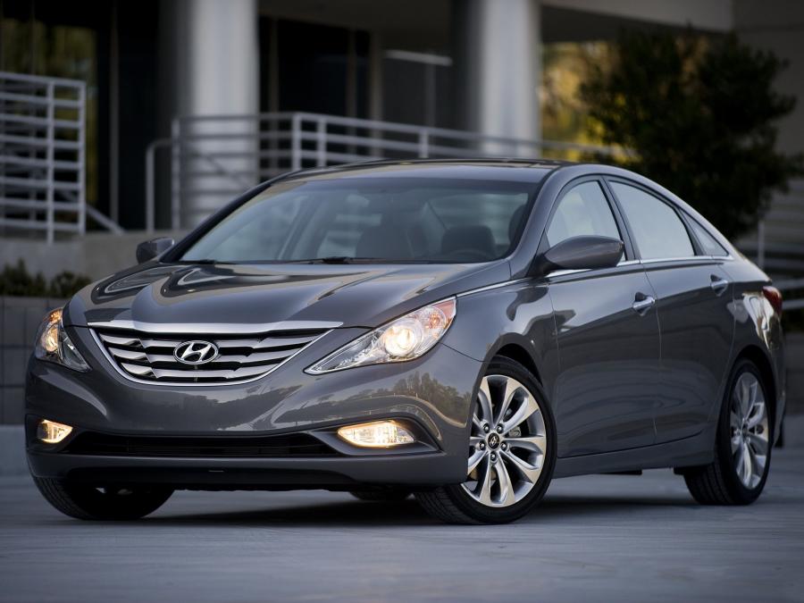  Hyundai Sonata 2010 года  (US) (фото 14 из 16)